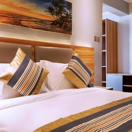 Raha Hotel & Suites ไนโรบี ภายนอก รูปภาพ