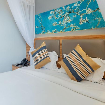 Raha Hotel & Suites ไนโรบี ภายนอก รูปภาพ
