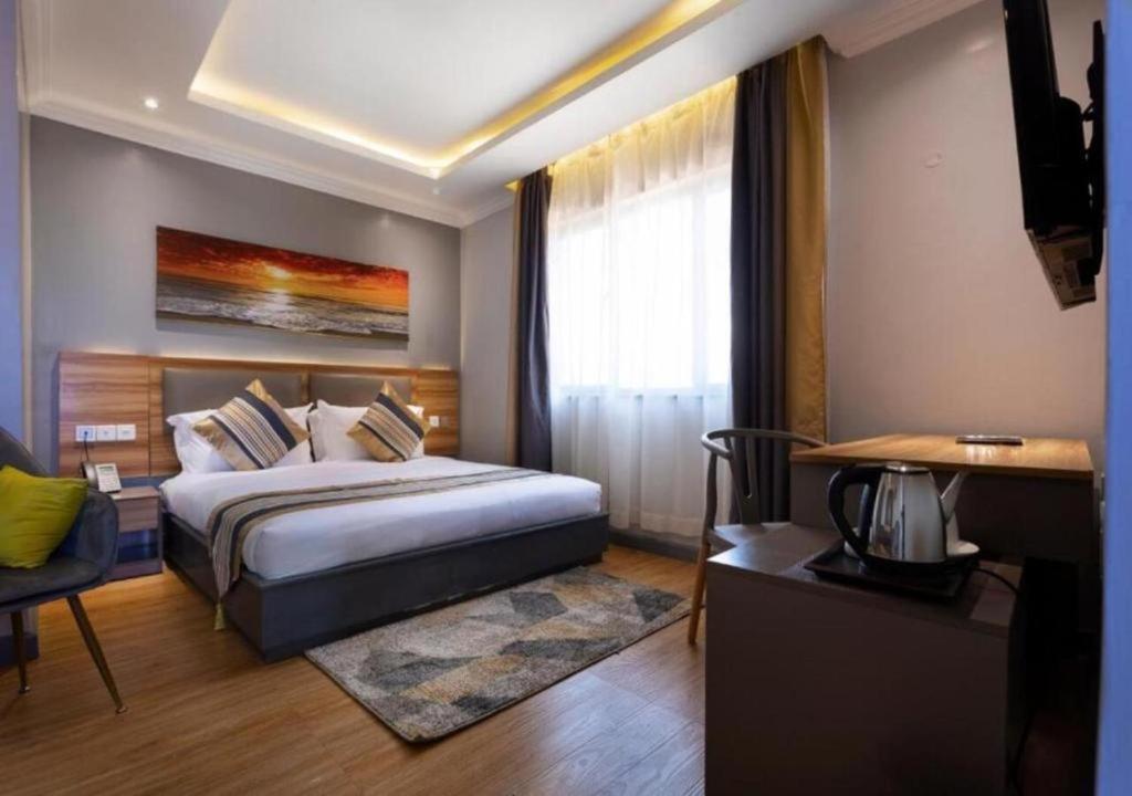 Raha Hotel & Suites ไนโรบี ภายนอก รูปภาพ